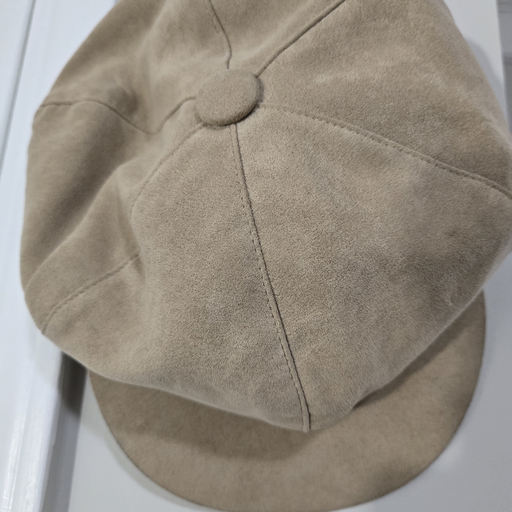 Elegant Tan Suede Cap